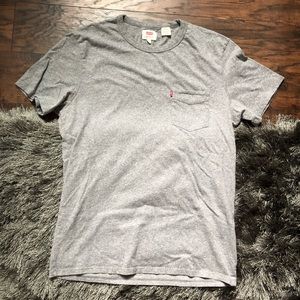 Heather Gray Levi’s Pocket Tee
